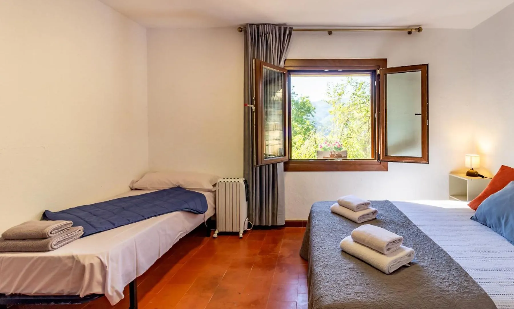 Сasa de vacaciones Villa M De Puigsec Mas Rural Al Ripolles Gerona